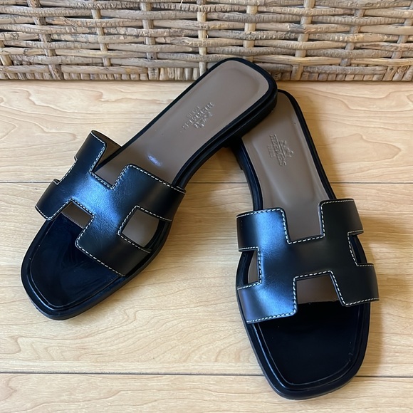 Hermes Black Oran Sandals - Picture 1 of 9
